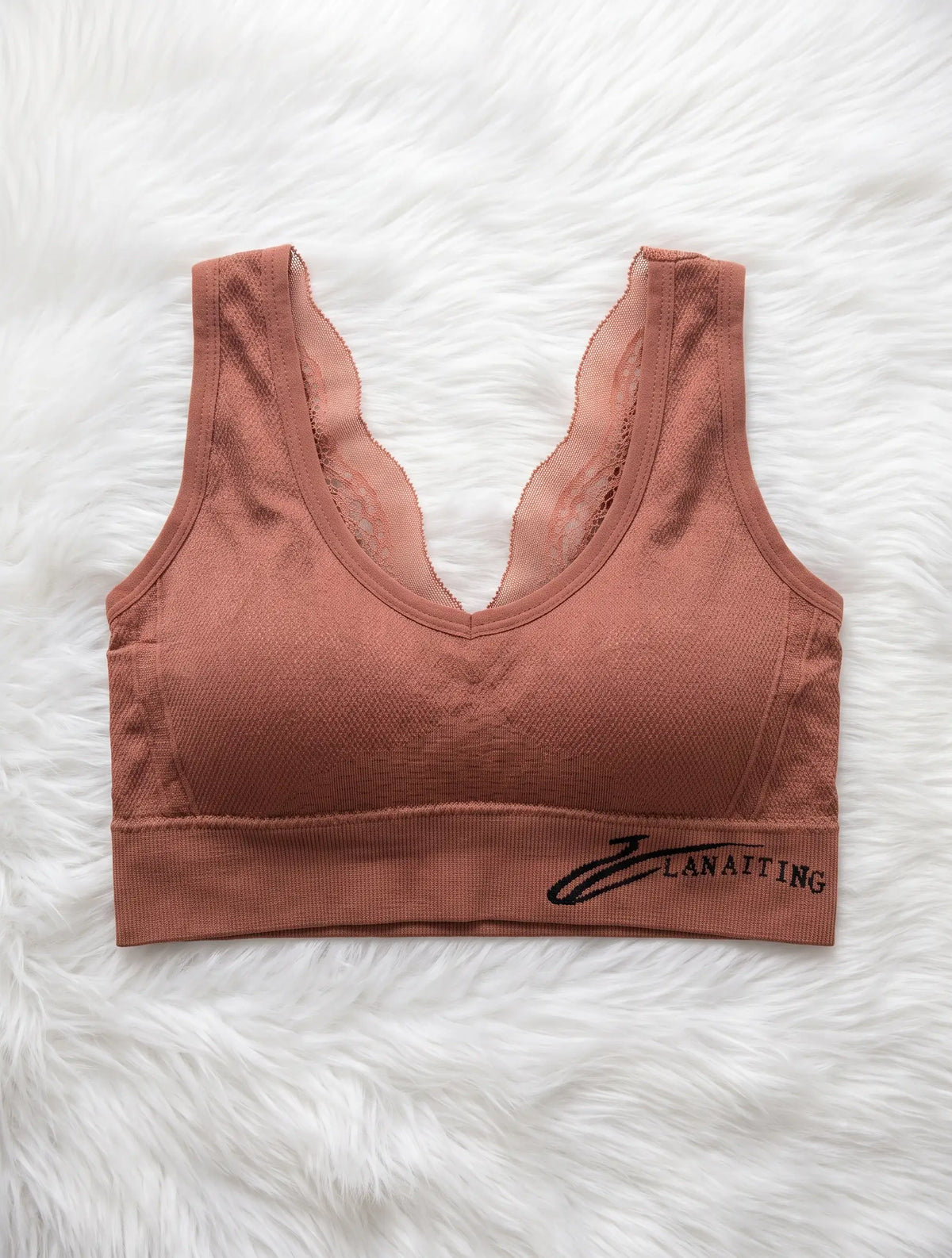 SPORTS BRA WITH REMOVEABLE CUPS