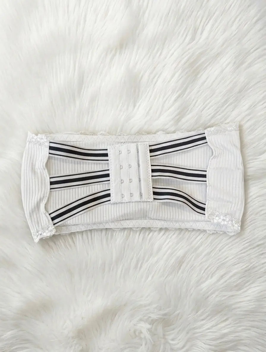 STRAPLESS BRA WITH REMOVEABLE PADS